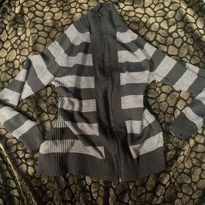 Le Chateau Striped Black and Gray Women's sweater